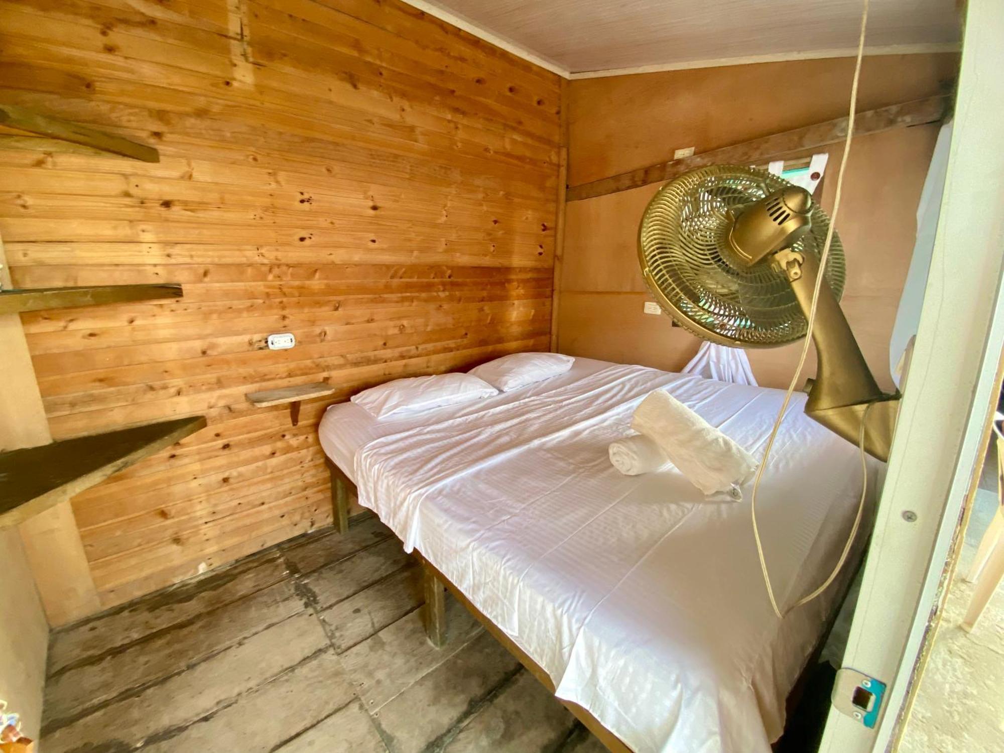 Eco Hostal Estrella De Mar Isla Mucura Buitenkant foto